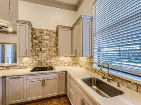 2208 Arabelle Street, Houston TX 77007