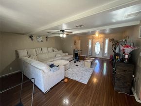 8902 Landwood Drive, Houston TX 77040