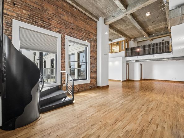 915 Franklin Street 9L, Houston TX 77002