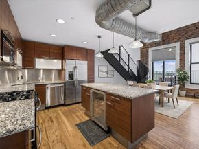 915 Franklin Street 9L, Houston TX 77002