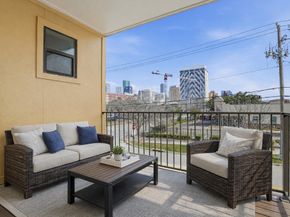 2301 Crawford Street, Houston TX 77004