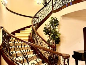 2111 DIAMOND SPRING Drive, Houston TX 77077