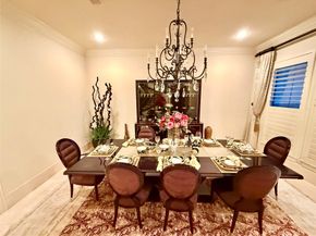 2111 DIAMOND SPRING Drive, Houston TX 77077