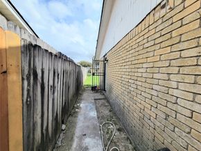 12935 Southspring Drive, Houston TX 77047