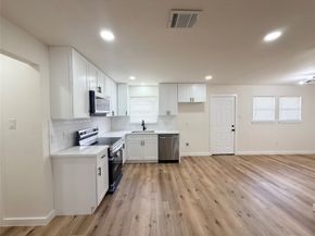 7224 Lakewood Drive, Houston TX 77016