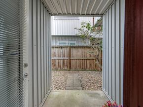 2605 Calumet Street 31, Houston TX 77004