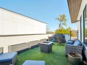 1614 Johanna Drive D, Houston TX 77055