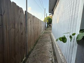 8412 Peekskill Lane, Houston TX 77075