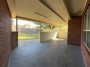 19438 Nasworthy Drive, Tomball TX 77375