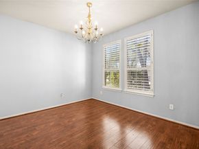 9526 Wakefield Village Drive, Houston TX 77095