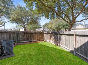 9526 Wakefield Village Drive, Houston TX 77095