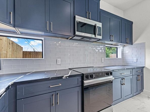 5110 Longmeadow Street A and B, Houston TX 77033