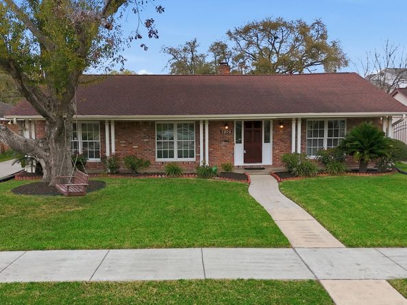 3806 Murworth Drive, Houston TX 77025