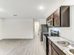 7925 Way Street, Houston TX 77028