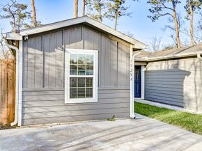 7925 Way Street, Houston TX 77028
