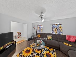 8101 Amelia Road 404, Houston TX 77055