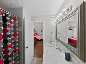 8101 Amelia Road 404, Houston TX 77055