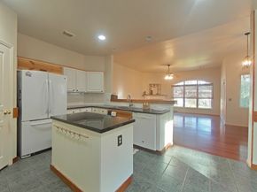 42 Tranquil Glade Place, The Woodlands TX 77381