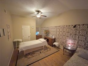 1735 W 43rd Street, Houston TX 77018