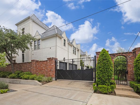 3236 Bammel Lane, Houston TX 77098