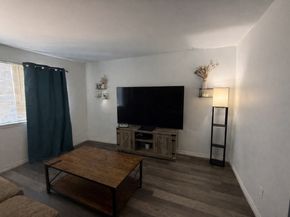 11002 Hammerly Boulevard 93, Houston TX 77043