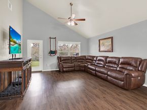 5642 Mesquite Oaks Trail, Spring TX 77389