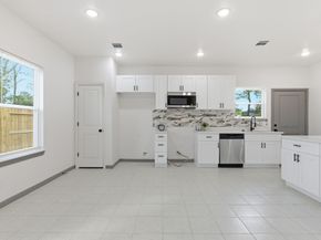 8306 Tidwell Road A/B, Houston TX 77028