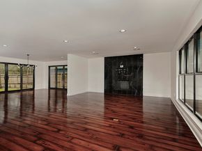 29 N Havenridge Drive, The Woodlands TX 77381