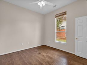 15 E Royal Mews, Conroe TX 77384