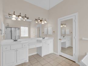 15 E Royal Mews, Conroe TX 77384