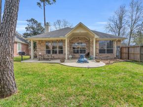 15 E Royal Mews, Conroe TX 77384