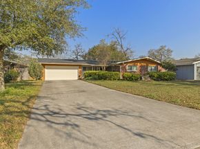 9766 Westview Drive, Houston TX 77055