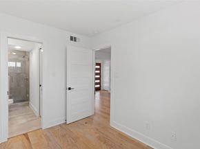 319 Eastwood Street, Houston TX 77011