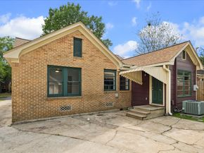 6629 Wildwood Way, Houston TX 77023