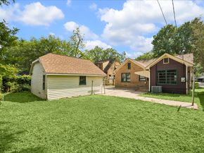 6629 Wildwood Way, Houston TX 77023