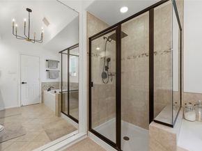 870 Fisher Street, Houston TX 77018