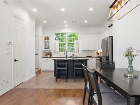 870 Fisher Street, Houston TX 77018
