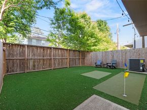 870 Fisher Street, Houston TX 77018