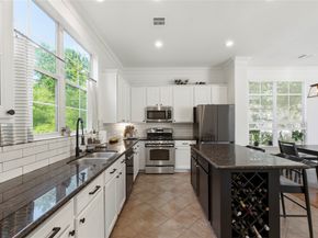 870 Fisher Street, Houston TX 77018