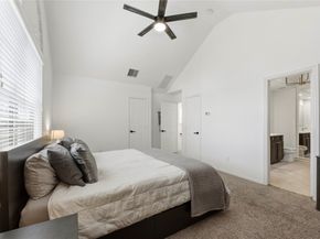 870 Fisher Street, Houston TX 77018
