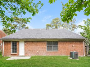 1635 Ridgebriar Drive, Houston TX 77014