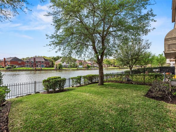 1006 Old Oyster Trail, Sugar Land TX 77478