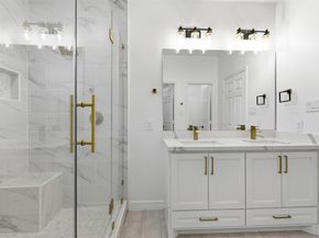 6037 S Acres Drive, Houston TX 77048