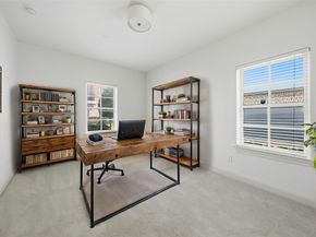 2027 Fannin Station, Houston TX 77045