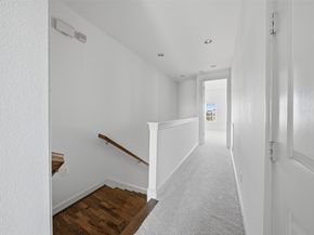 2027 Fannin Station, Houston TX 77045