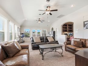 2146 Graystone Hills Drive, Conroe TX 77304