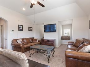 2146 Graystone Hills Drive, Conroe TX 77304