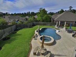 2146 Graystone Hills Drive, Conroe TX 77304