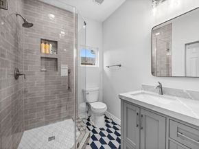 6546 Lindyann Lane, Houston TX 77008