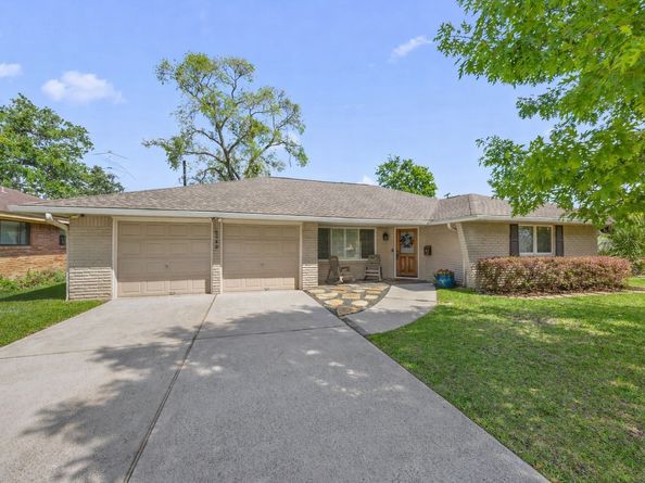 6546 Lindyann Lane, Houston TX 77008